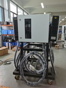 Why is Piwin a leading innovator in vehicle charging stations?